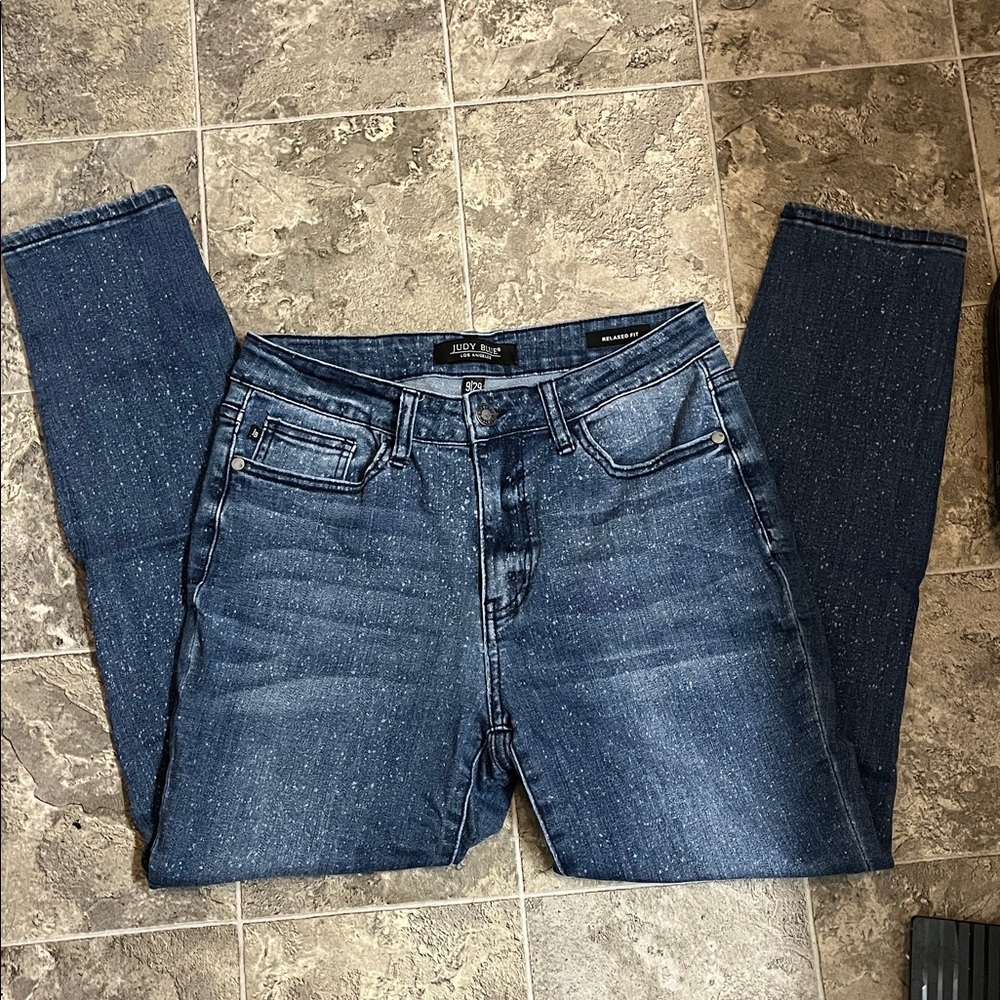 LIKE NEW EUC Judy Blue Distressed Skinny Jeans Relaxed Fit 9/29 Style JB88226.